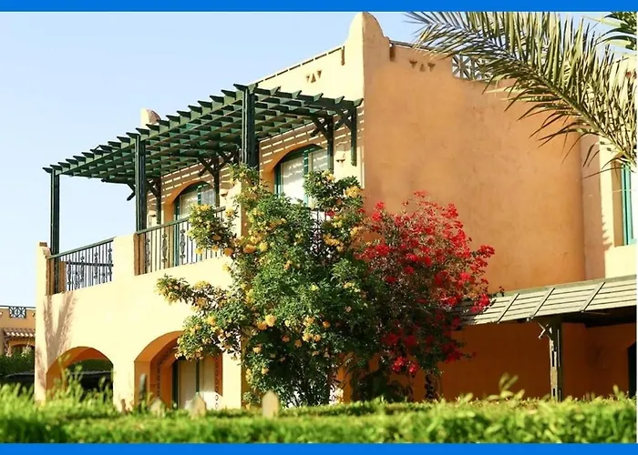 Luxury - La Hacienda شاليه *