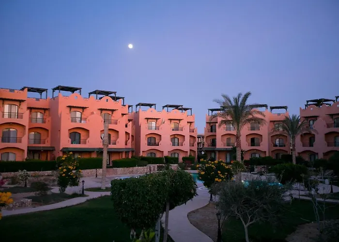 Luxury - La Hacienda شاليه رأس سدر